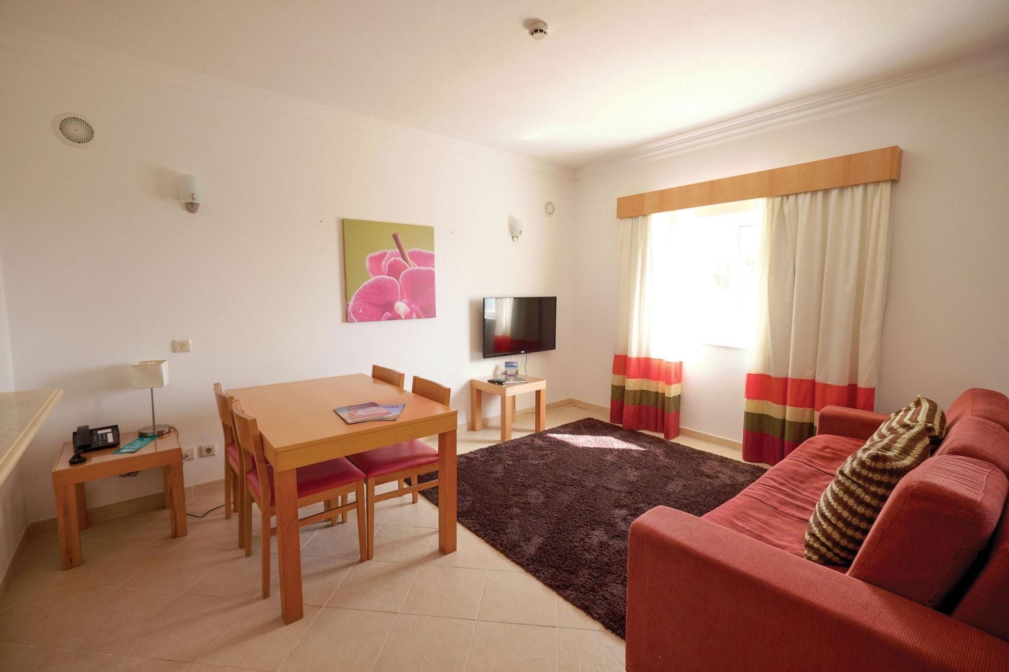 Appart hôtel Grand Muthu Do Vale 5*